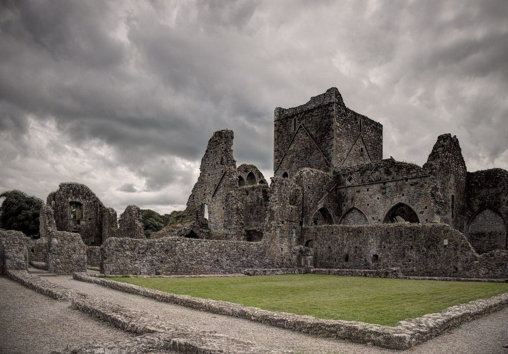 Hore Abbey: A Medieval Cistercian Monastery in Ireland 4 Hore Abbey