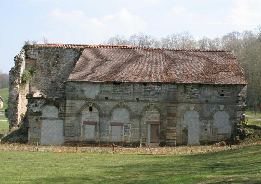 Morimond Abbey: A Cistercian Monastery and Centre of Expansion in France 3 Morimond Abbey