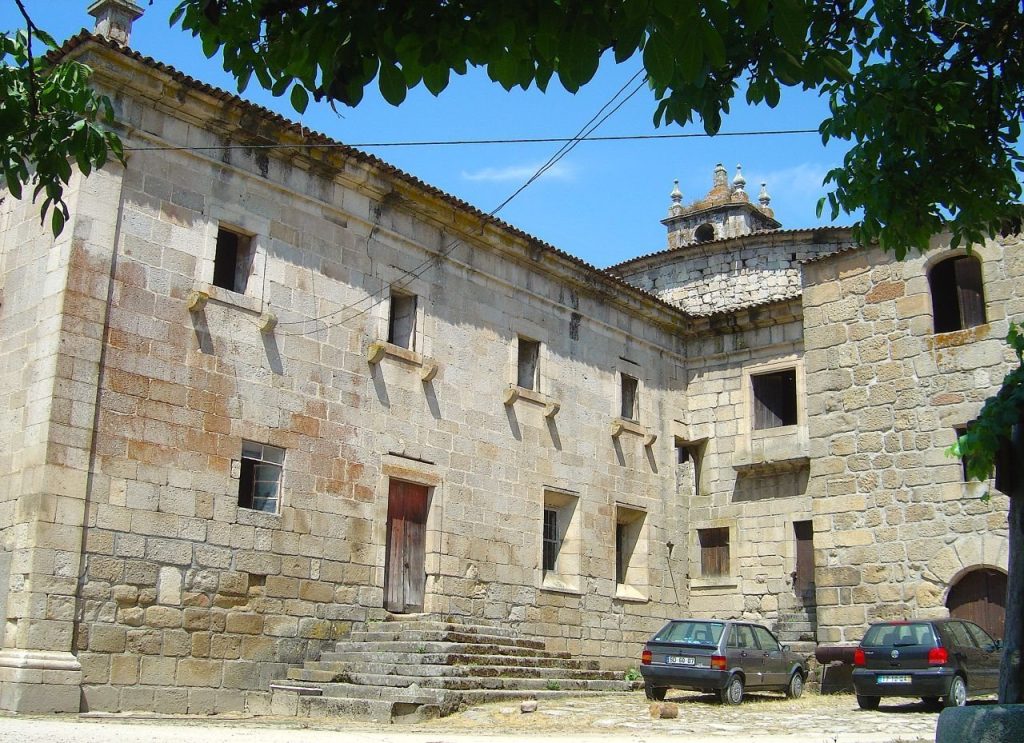 Monastery of Santa Maria de Maceira Dão: A Portuguese Cistercian Monastery 2 Monastery of Santa Maria de Maceira Dão
