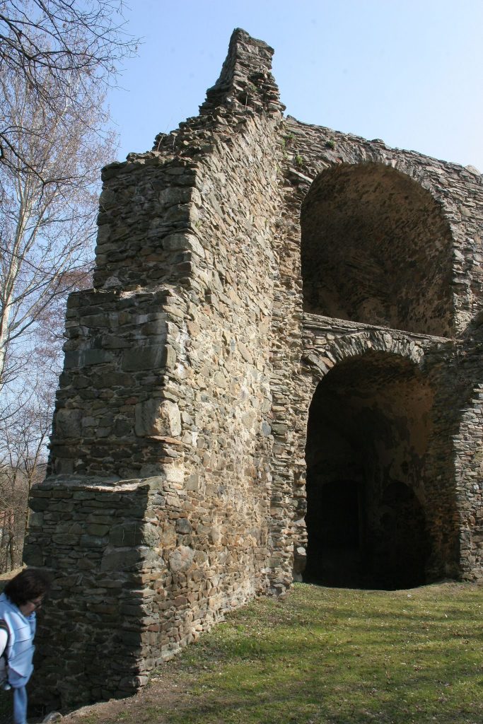 Tvrz Svojšice: A Medieval Stronghold in Czechia 3 Tvrz Svojšice