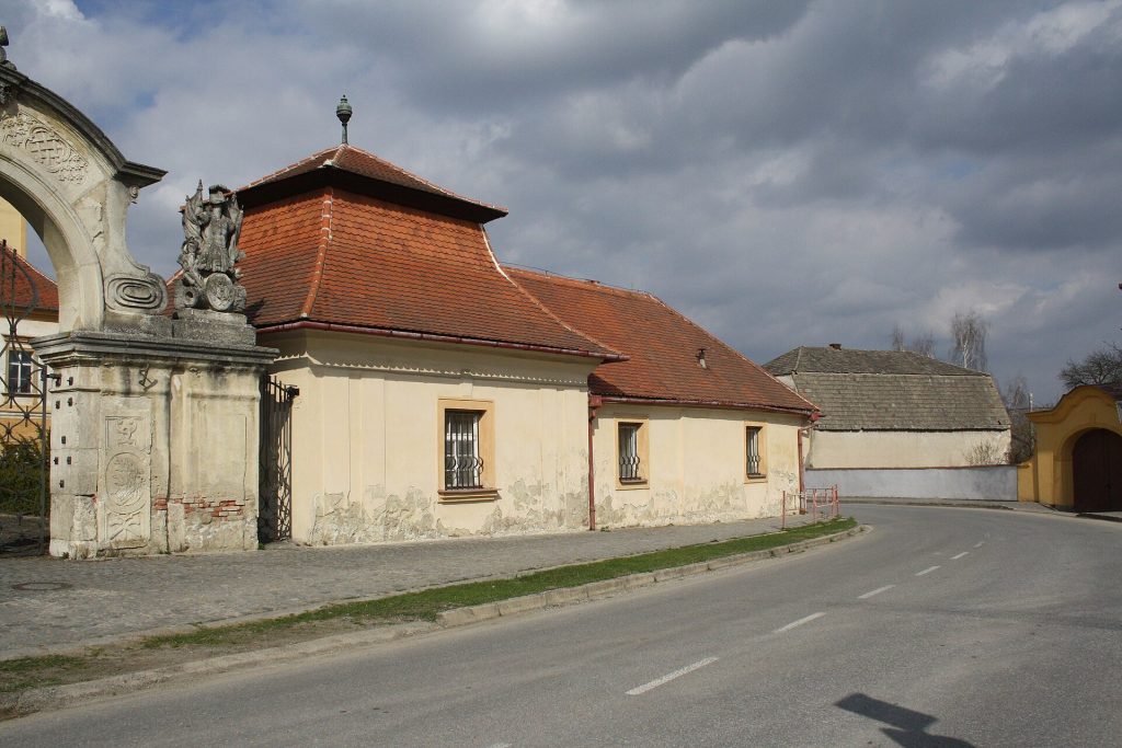 Dalešice Castle: A Baroque Noble Residence in Czechia 3 Dalešice Castle