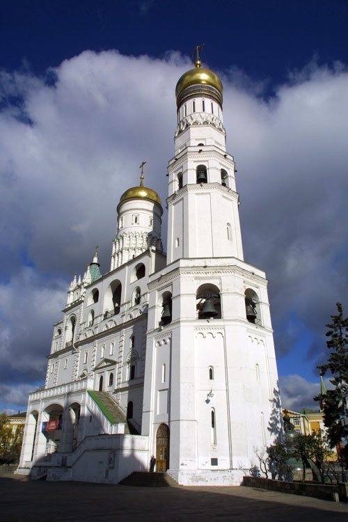 Ivan the Great Bell Tower: The Kremlin’s Central Church-Belfry Ensemble 1 Ivan the Great Bell Tower