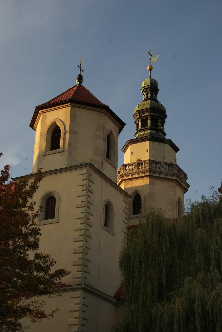 Dreieinigkeitskirche: An Early Baroque Protestant Church in Regensburg