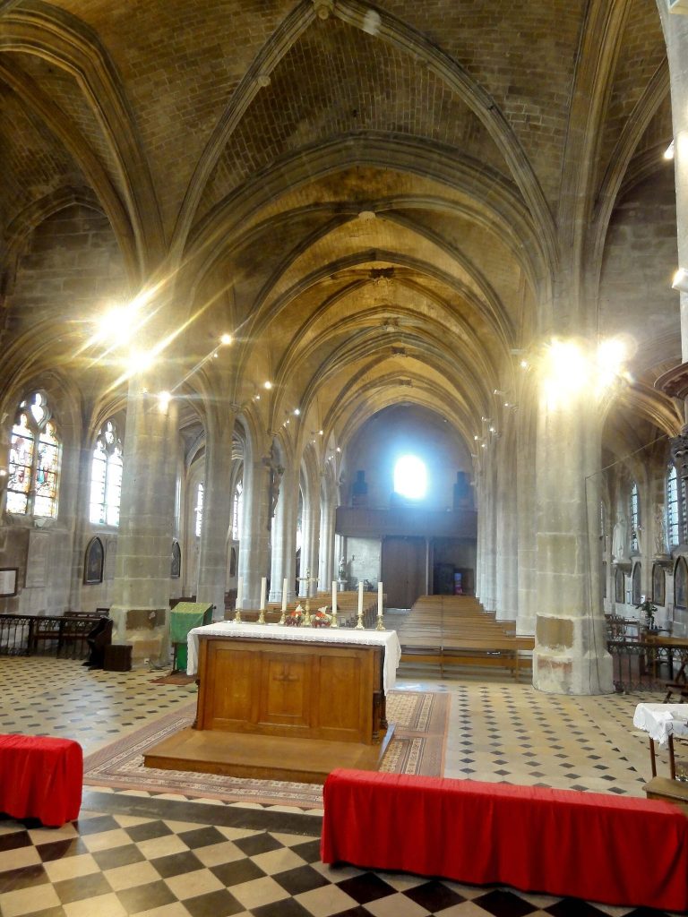 Saint-Georges Church of Chevrières: A Flamboyant Gothic Parish Church in France 3 église Saint-Georges de Chevrières