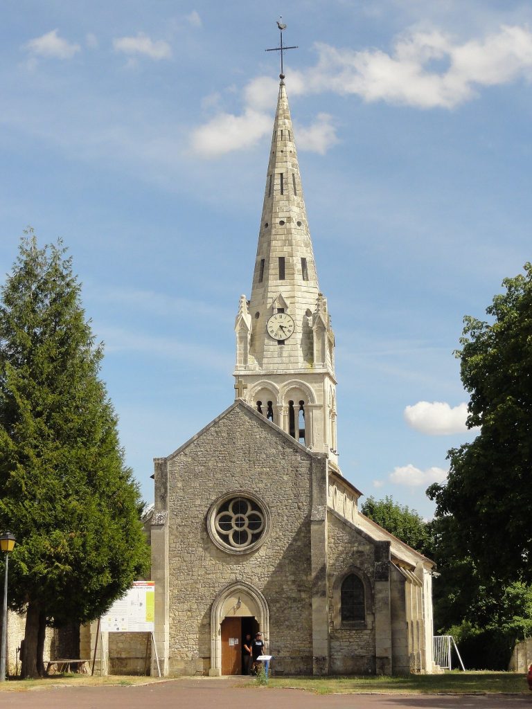 Saint Martin's Church of Néry: A Romanesque and Gothic Parish Church 1 église Saint-Martin de Néry