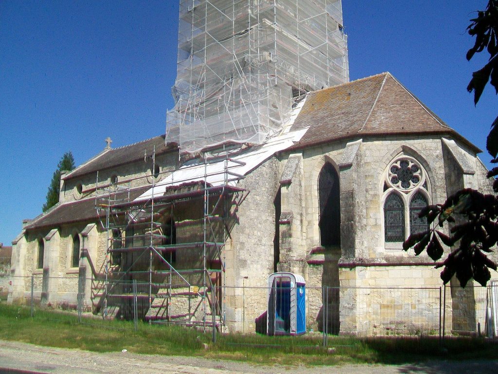 Saint Martin's Church of Néry: A Romanesque and Gothic Parish Church 2 église Saint-Martin de Néry