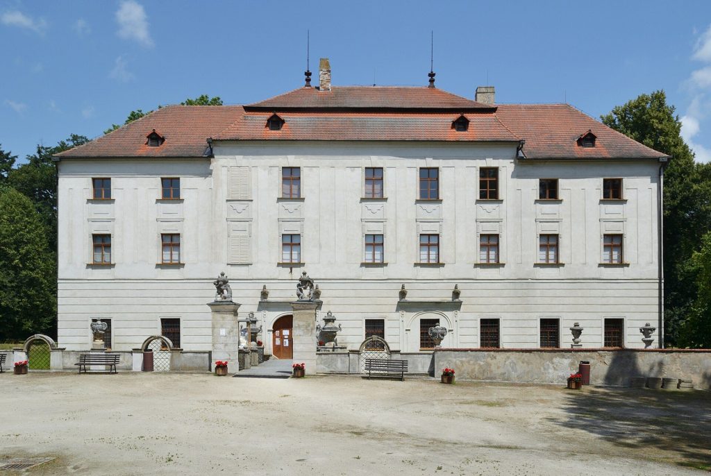 Budišov Castle: A Renaissance and Baroque Residence in Czechia 1 Budišov Castle