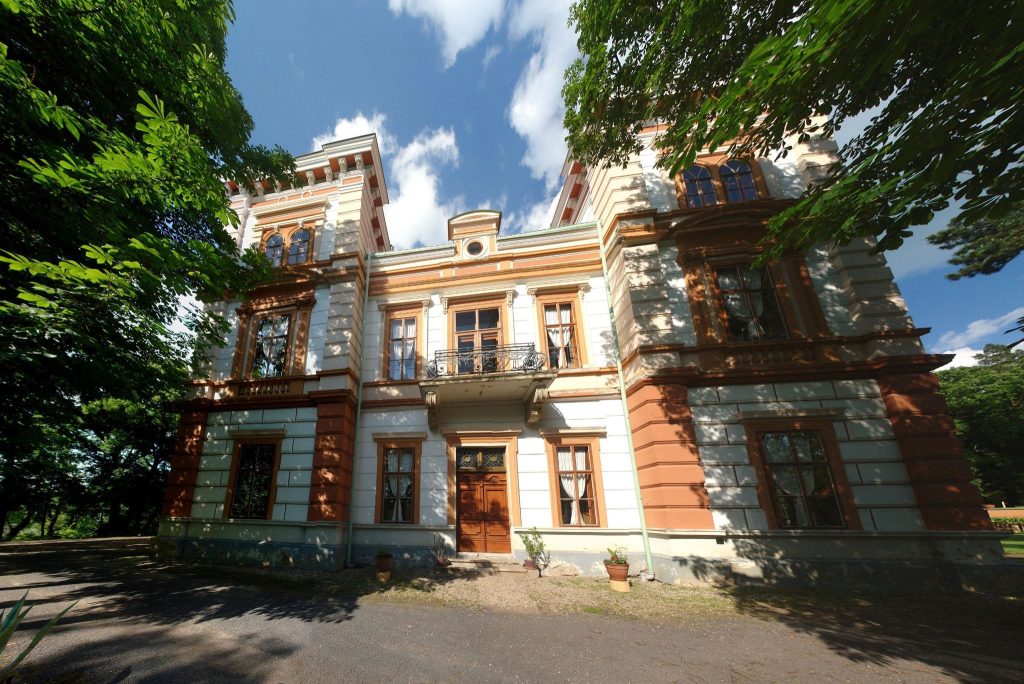 Korozluky Castle: A Classical Manor House and Cultural Monument in Czechia 4 Korozluky Castle