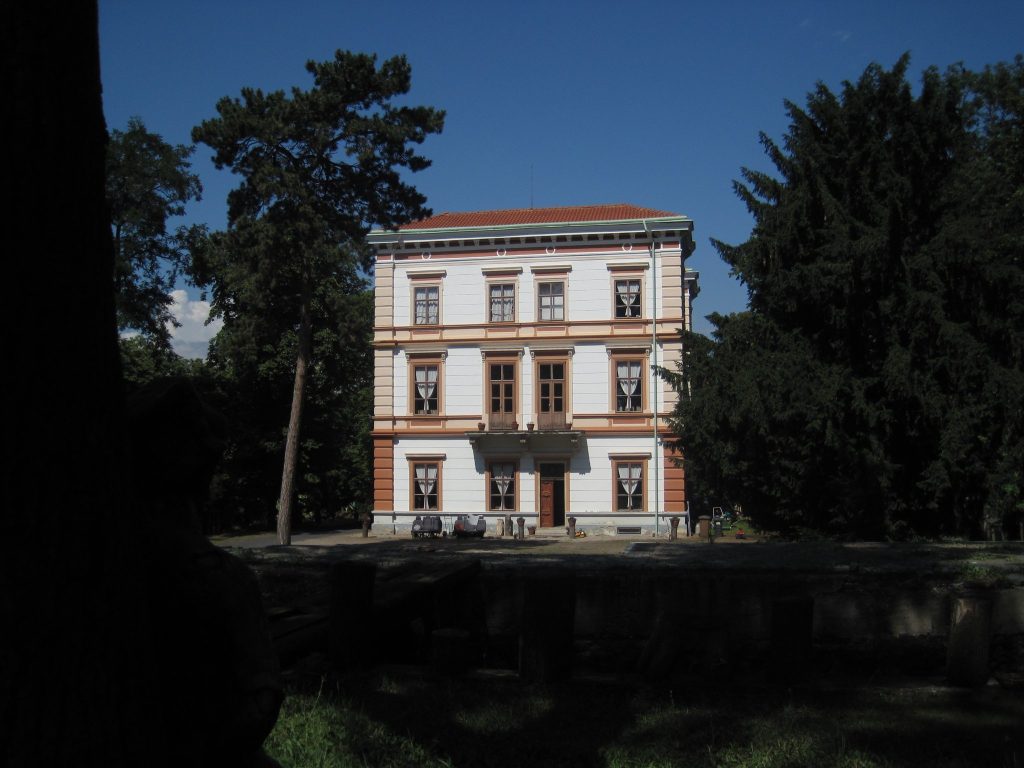 Korozluky Castle: A Classical Manor House and Cultural Monument in Czechia 5 Korozluky Castle