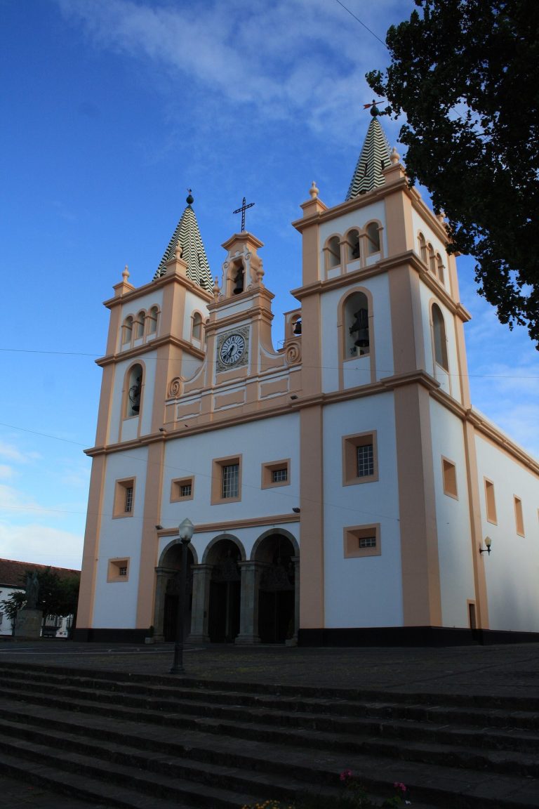 Sé Cathedral of Angra do Heroísmo: Cathedral of the Diocese of Angra