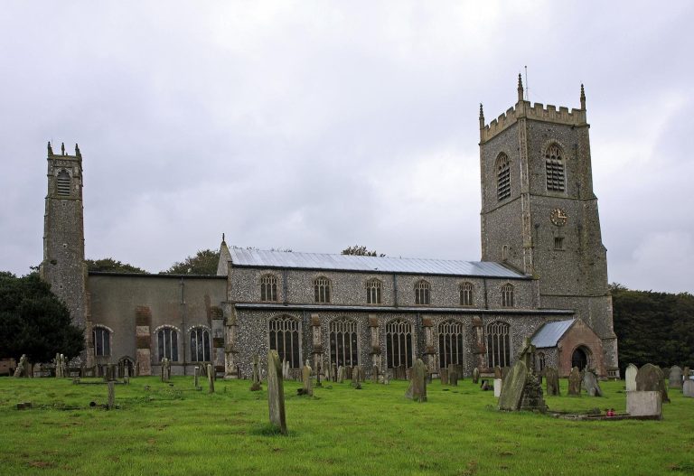 St Nicholas Church, Blakeney: A Medieval Parish Church and Maritime Landmark