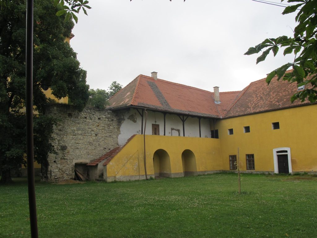 Monastery in Panenský Týnec: A Former Poor Clare Monastery and Chateau 4 Monastery in Panenský Týnec
