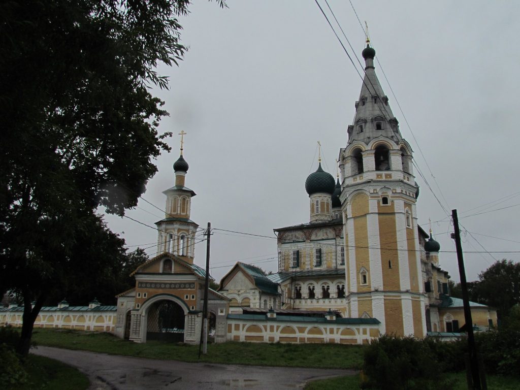 Cathedral of the Resurrection, Tutayev: An Orthodox Cathedral in Russia 3 Cathedral of the Resurrection, Tutayev