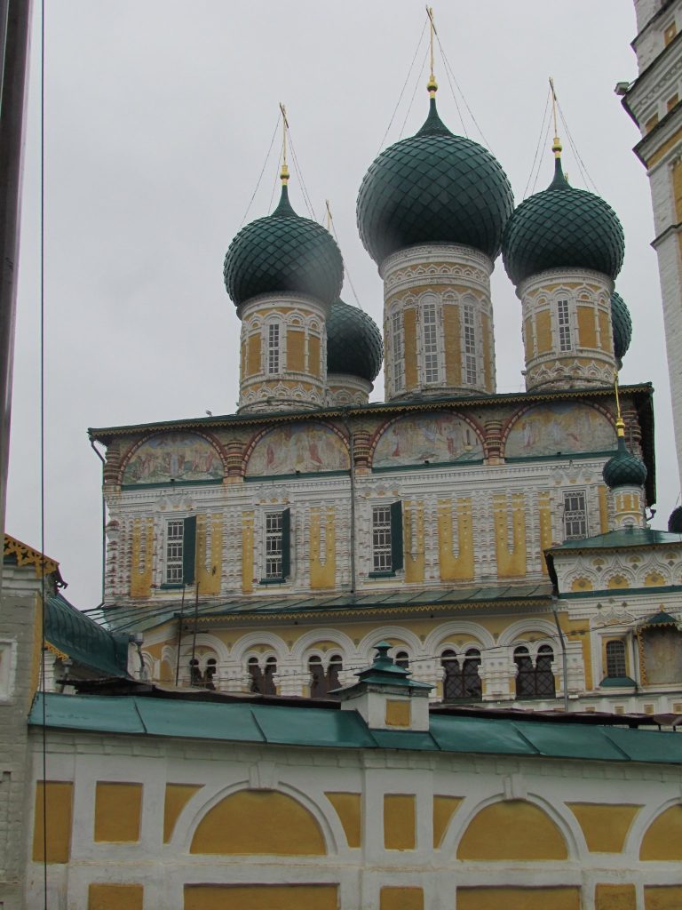 Cathedral of the Resurrection, Tutayev: An Orthodox Cathedral in Russia 4 Cathedral of the Resurrection, Tutayev