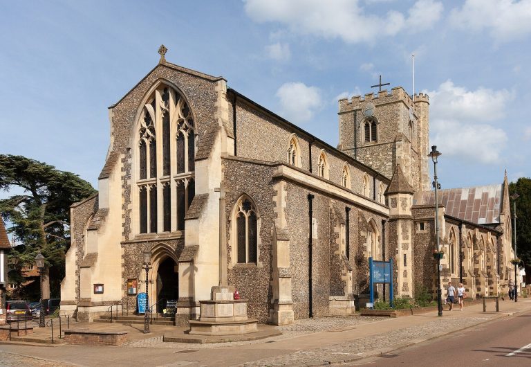 Church of St Peter, Great Berkhamsted: A Medieval Parish Church in England