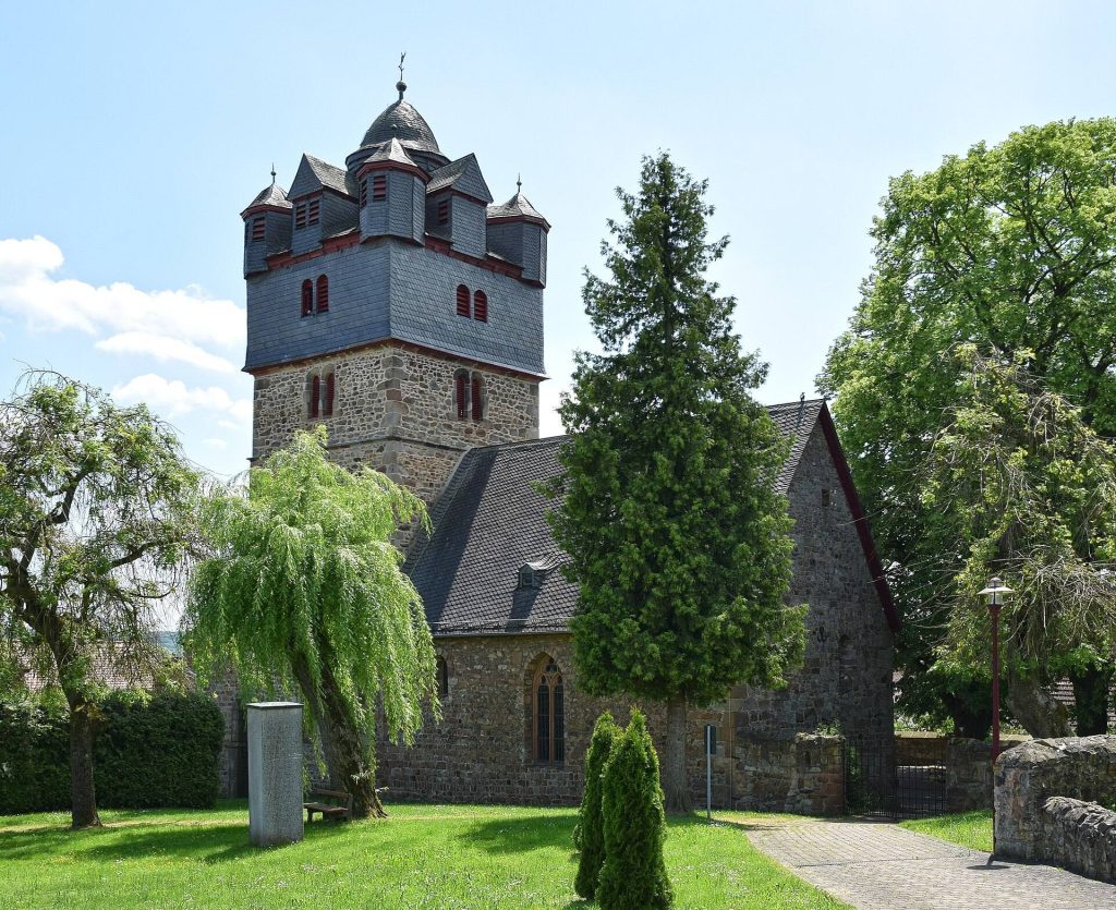 Kirche Fronhausen: An Evangelical Lutheran Choir-Tower Church in Germany 1 Kirche Fronhausen