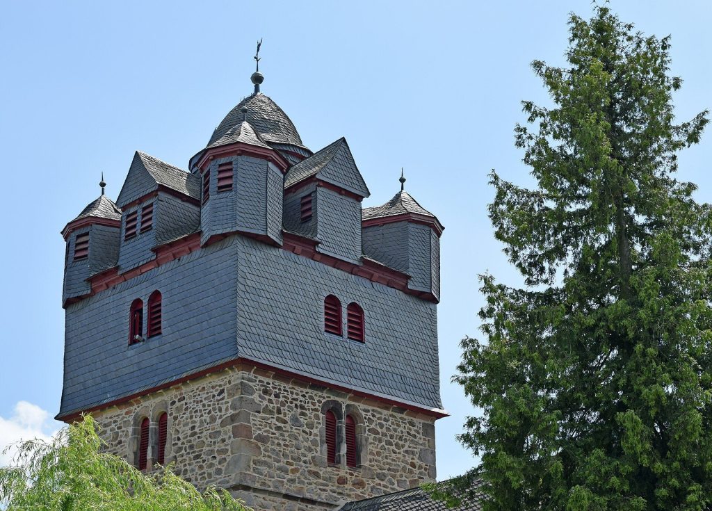 Kirche Fronhausen: An Evangelical Lutheran Choir-Tower Church in Germany 2 Kirche Fronhausen