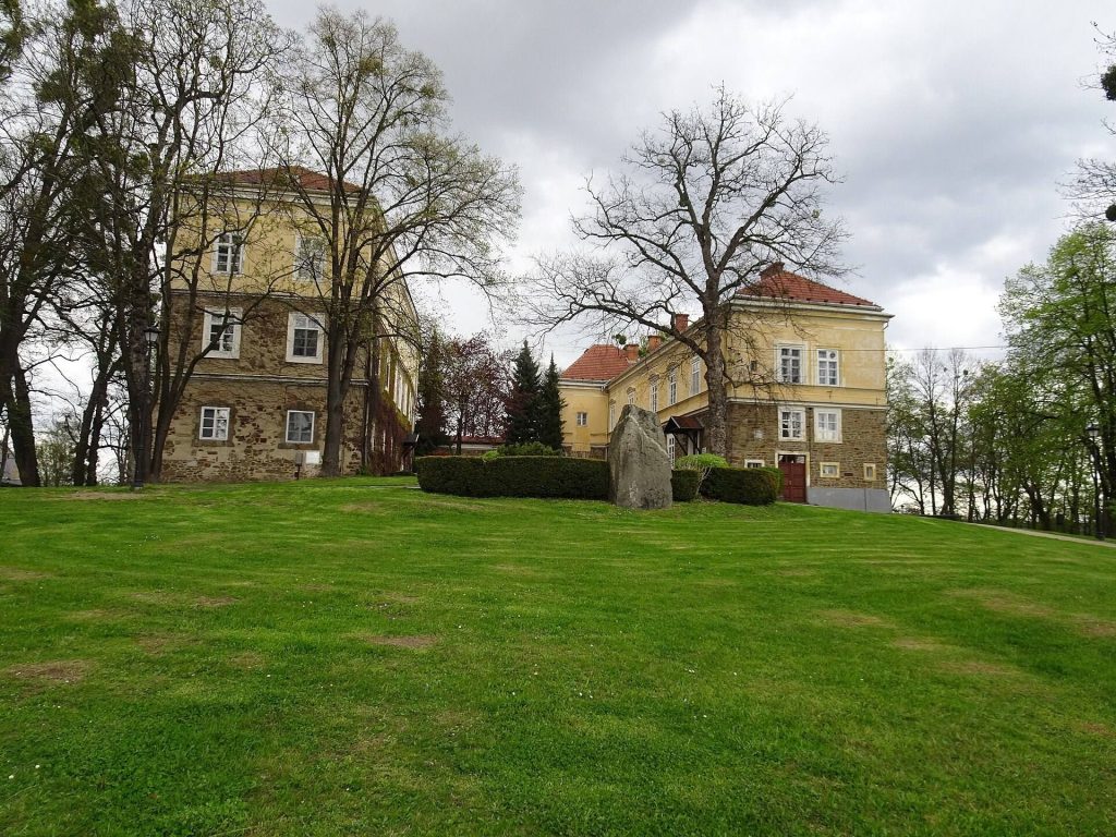 Dolní Benešov Castle: A Gothic, Renaissance, and Baroque Castle in Czechia 2 Dolní Benešov Castle
