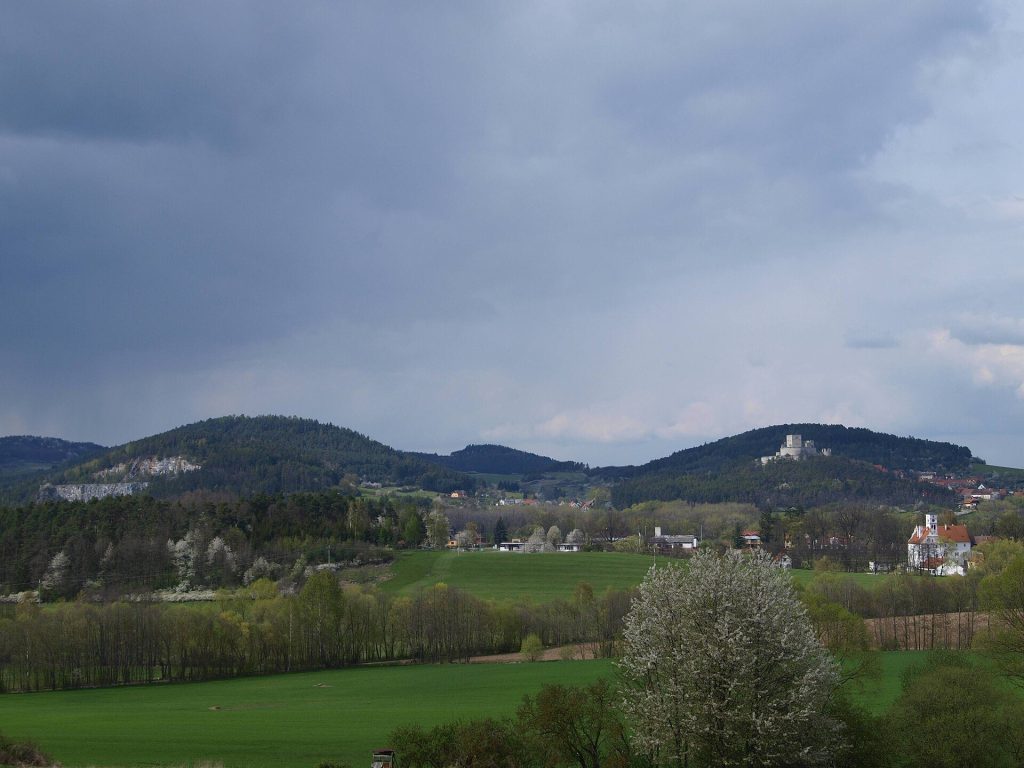 Žichovice Castle: A Renaissance Fortress and Baroque Chateau in Czechia 2 Žichovice Castle