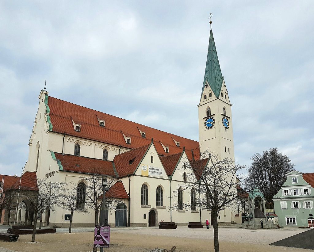 St. Mang: An Evangelical Lutheran Parish Church in Kempten, Germany 1 St. Mang (Kempten)