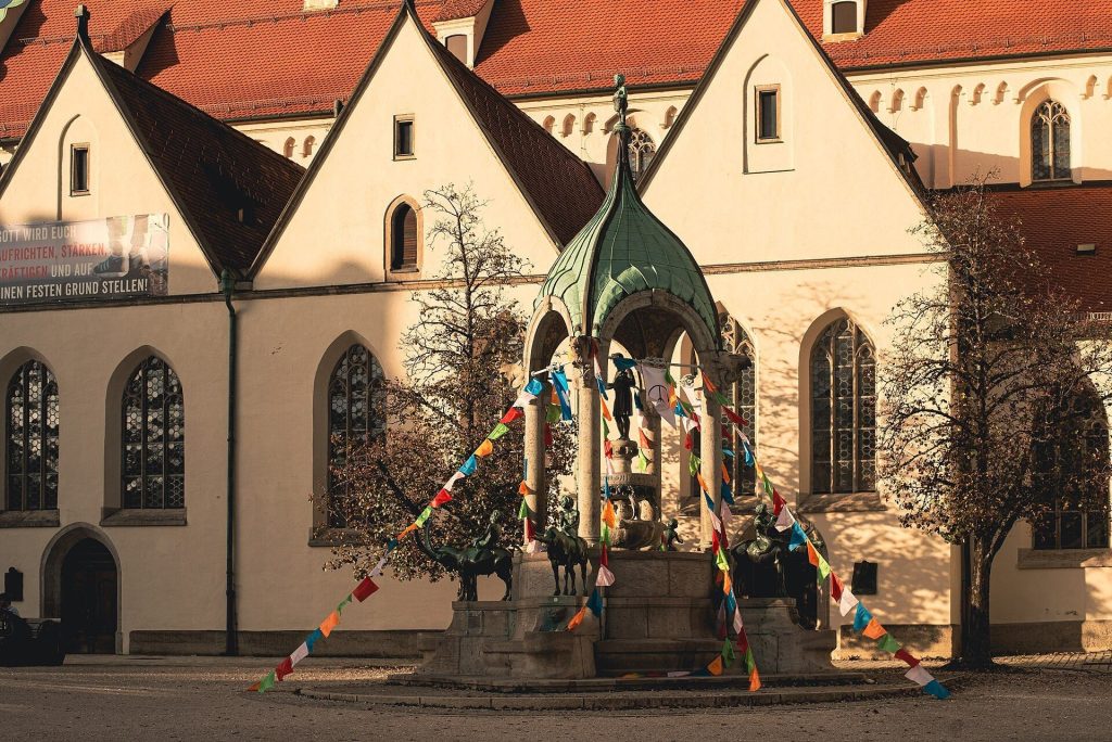 St. Mang: An Evangelical Lutheran Parish Church in Kempten, Germany 2 St. Mang (Kempten)