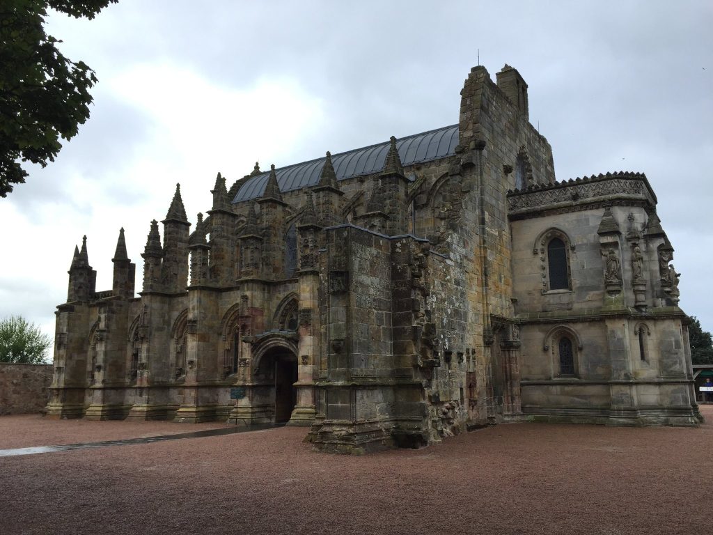 Rosslyn Chapel, Roslin: A Gothic Collegiate Church in Scotland 2 Rosslyn Chapel, Roslin
