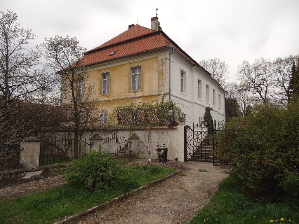 Chrámce Castle: A Late-Baroque Estate Residence in Czechia 2 Chrámce Castle