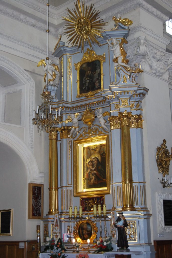 Church of the Holy Cross in Rzeszów: A Baroque Church and Former Piarist Complex 4 Church of the Holy Cross in Rzeszów