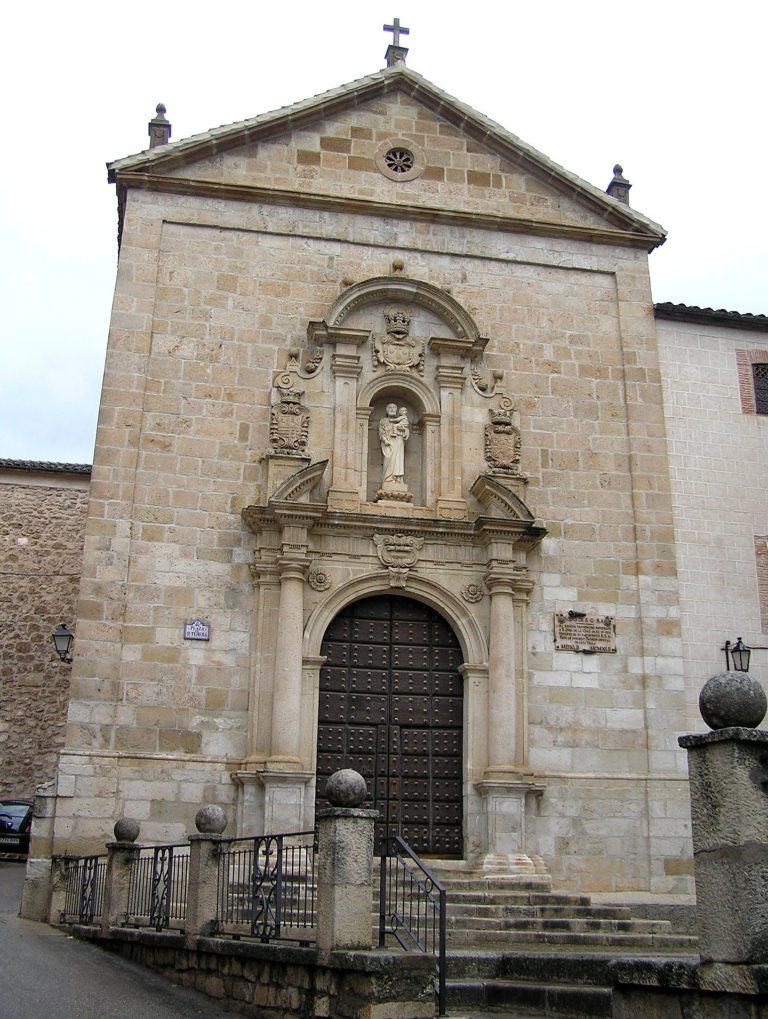 Convento de Carmelitas Descalzas de San José del Salvador: A Discalced Carmelite Foundation in Beas de Segura