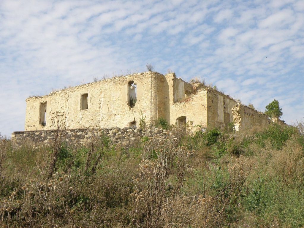 Libčeves Castle: A Medieval Fortress Rebuilt as a Renaissance and Baroque Château 1 Libčeves Castle