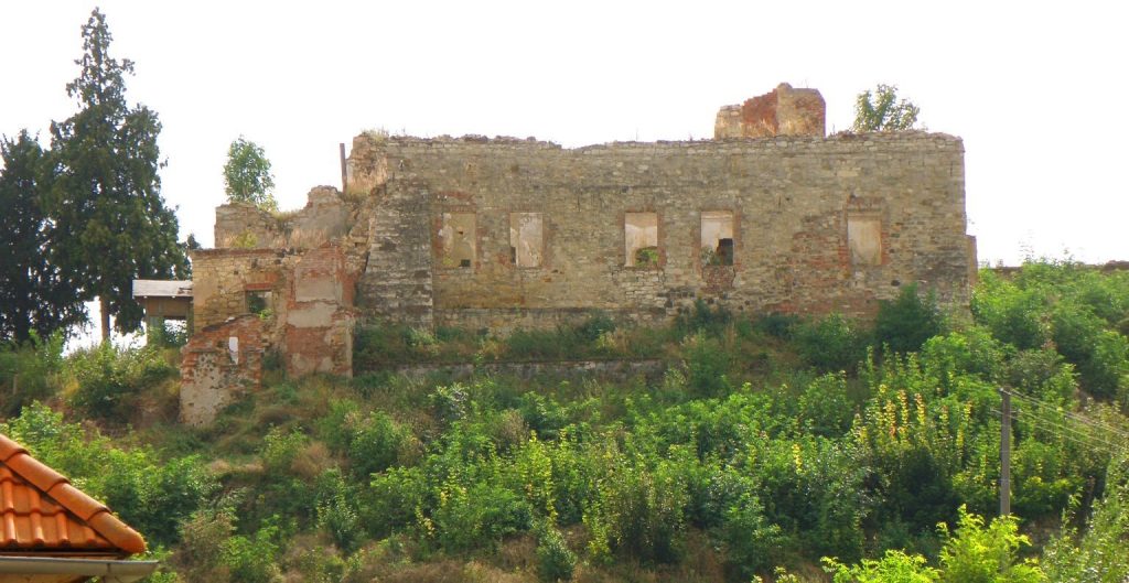 Libčeves Castle: A Medieval Fortress Rebuilt as a Renaissance and Baroque Château 3 Libčeves Castle