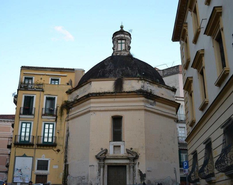 Monte dei Morti: A Renaissance Church and Pious Foundation in Salerno 1 Monte dei Morti