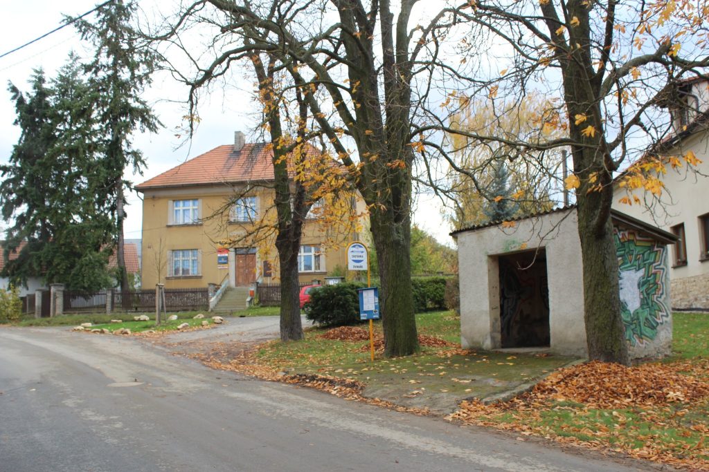 Svinaře Castle: A Baroque Estate in Czechia 4 Svinaře Castle