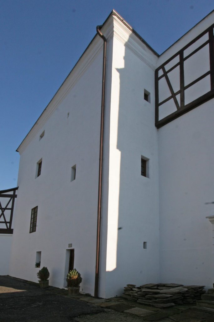 Radim: A Renaissance Castle and Earlier Fortress in Czechia 2 Radim
