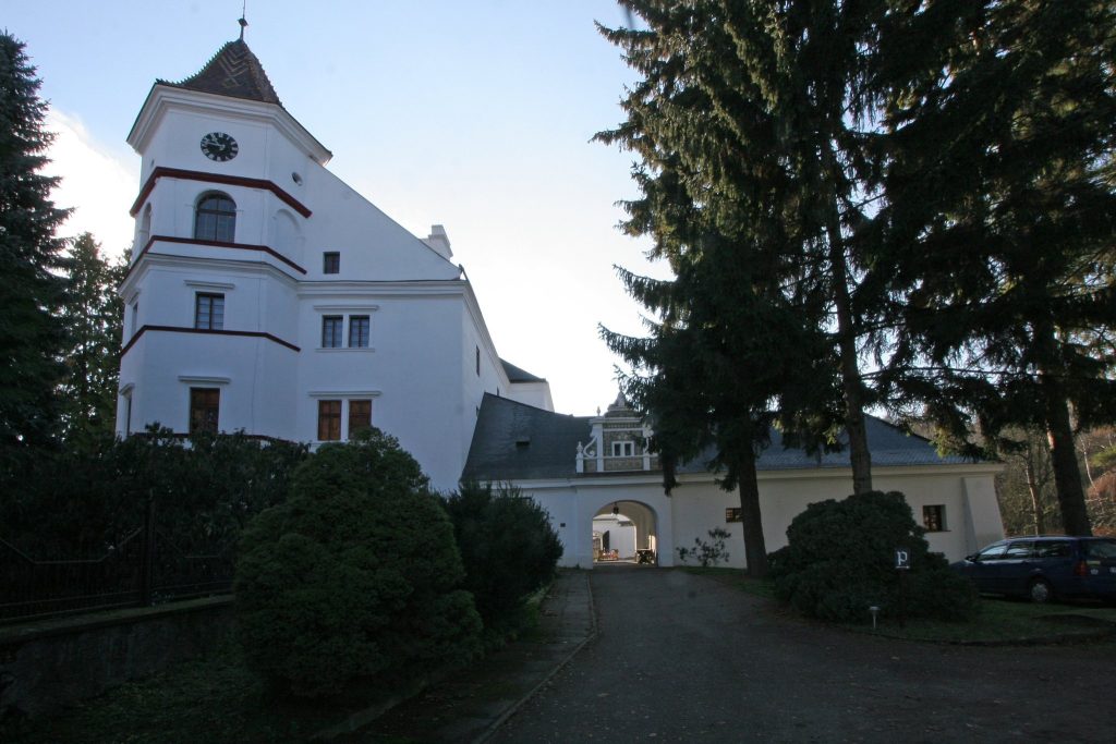 Radim: A Renaissance Castle and Earlier Fortress in Czechia 3 Radim
