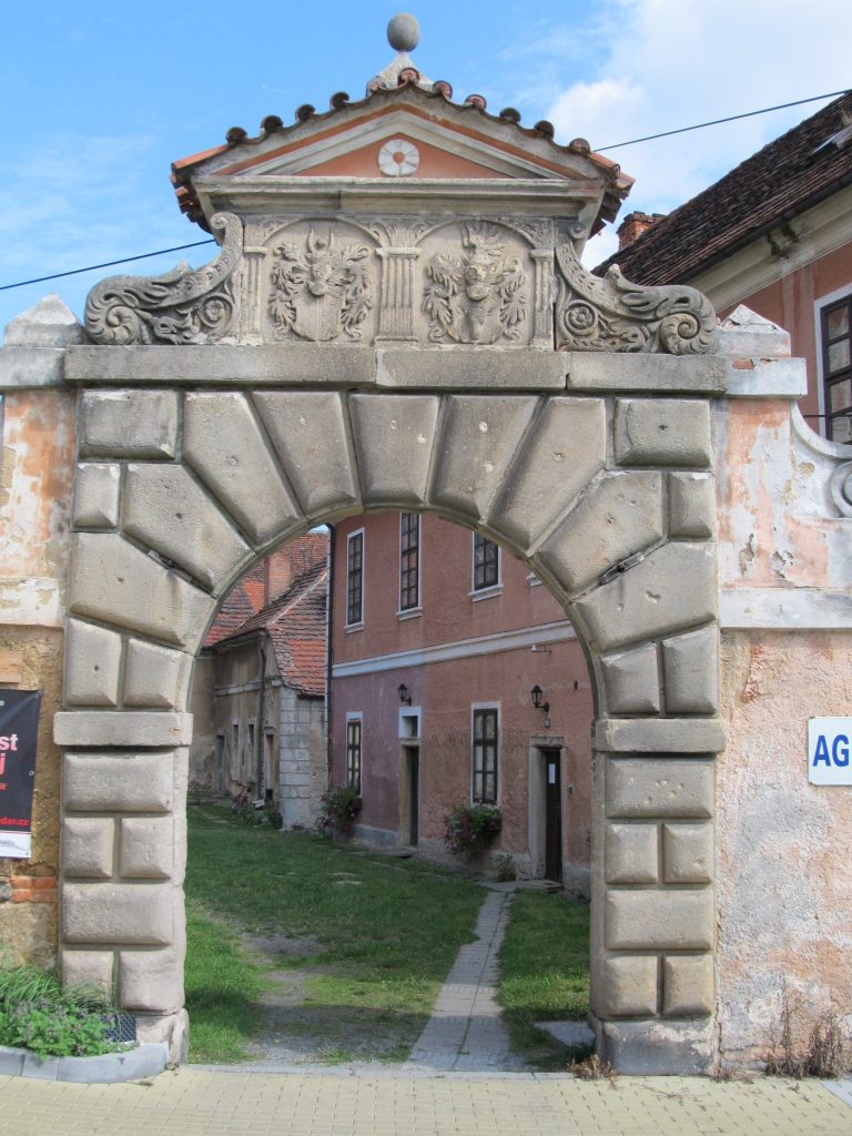 Šťáhlavy Castle: A Late Renaissance Aristocratic Residence in Czechia 4 Šťáhlavy Castle