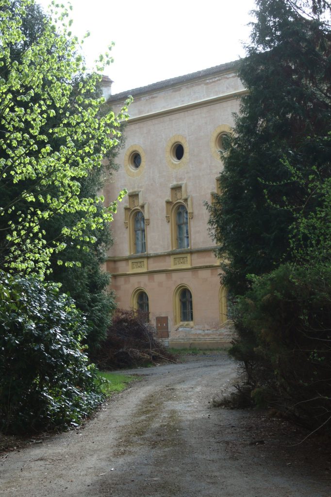 Bezděkov Castle: A Gothic Water Fortress and Neo-Gothic Residence 3 Bezděkov (castle)