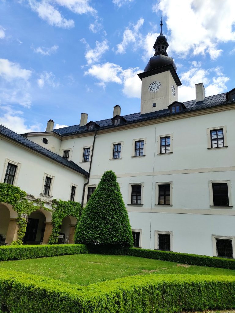 Letohrad Castle: A Baroque Castle in Czechia 3 Letohrad Castle