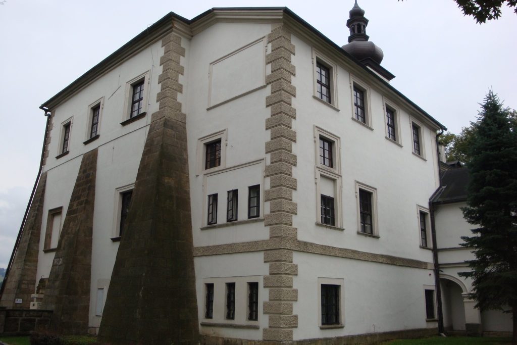 Letohrad Castle: A Baroque Castle in Czechia 4 Letohrad Castle