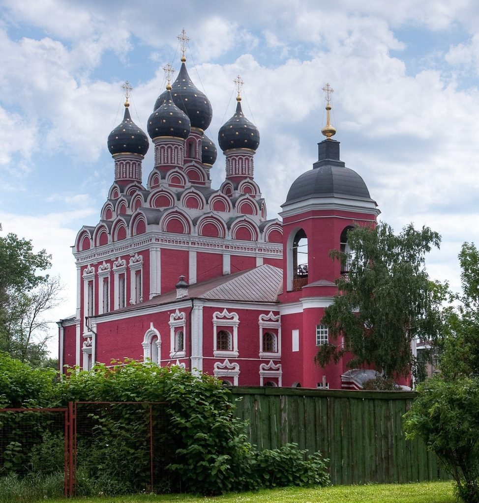 Tikhvinskaya Church in Alekseyevskoe: A Russian Orthodox Church in Moscow 1 Tikhvinskaya church in Alekseyevskoe