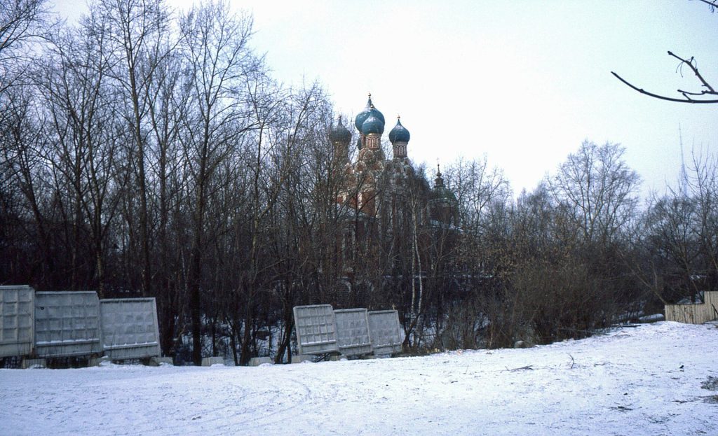 Tikhvinskaya Church in Alekseyevskoe: A Russian Orthodox Church in Moscow 3 Tikhvinskaya church in Alekseyevskoe