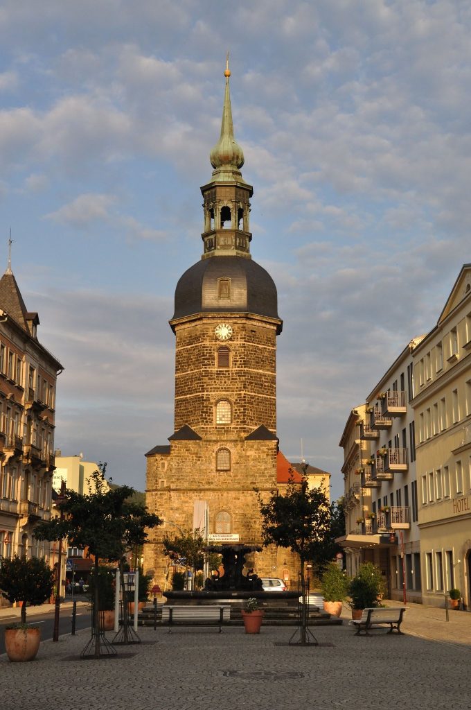 St. John's Church: An Evangelical Lutheran Parish Church in Bad Schandau 2 St. John's Church