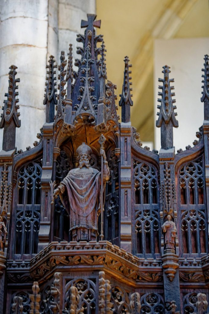 Beverley Minster: A Historic Gothic Parish Church in England 4 Beverley Minster