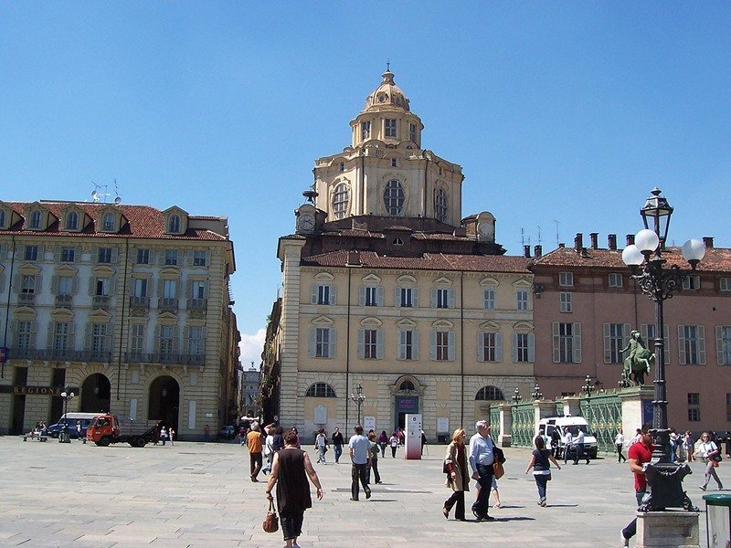 Church of San Lorenzo, Turin: A Baroque Royal Church 4 Church of San Lorenzo, Turin