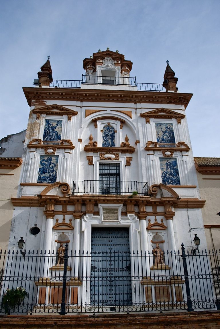 Hospital de la Santa Caridad: A Baroque Charitable Complex in Seville
