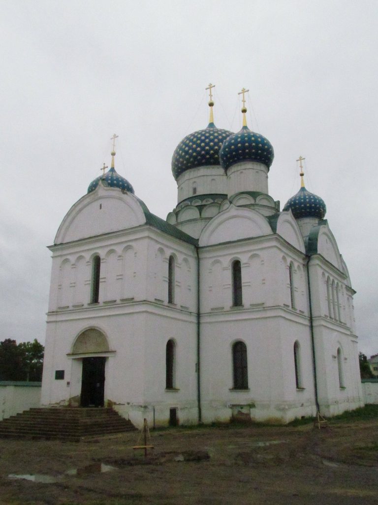 Bogoyavlensky Monastery in Uglich: An Orthodox Convent and Architectural Ensemble 4 Bogoyavlensky Monastery in Uglich