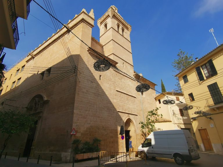 Church of Saint Philip Neri: A Baroque Oratorian Church in Palma, Spain