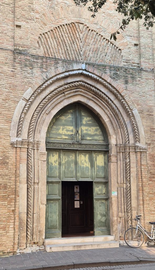 Basilica di San Pellegrino Laziosi: A Servite Basilica in Forlì 2 Basilica di San Pellegrino Laziosi