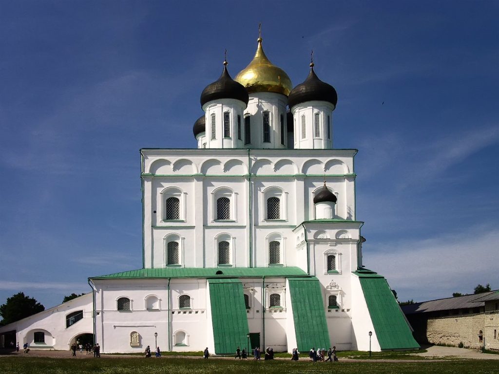 Trinity Cathedral in Pskov: The Mother Church of the Pskov Eparchy 1 Trinity Cathedral in Pskov