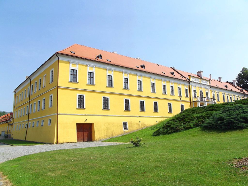 Líšeň Chateau: A Baroque and Classical Residence in Czechia 2 Líšeň Chateau